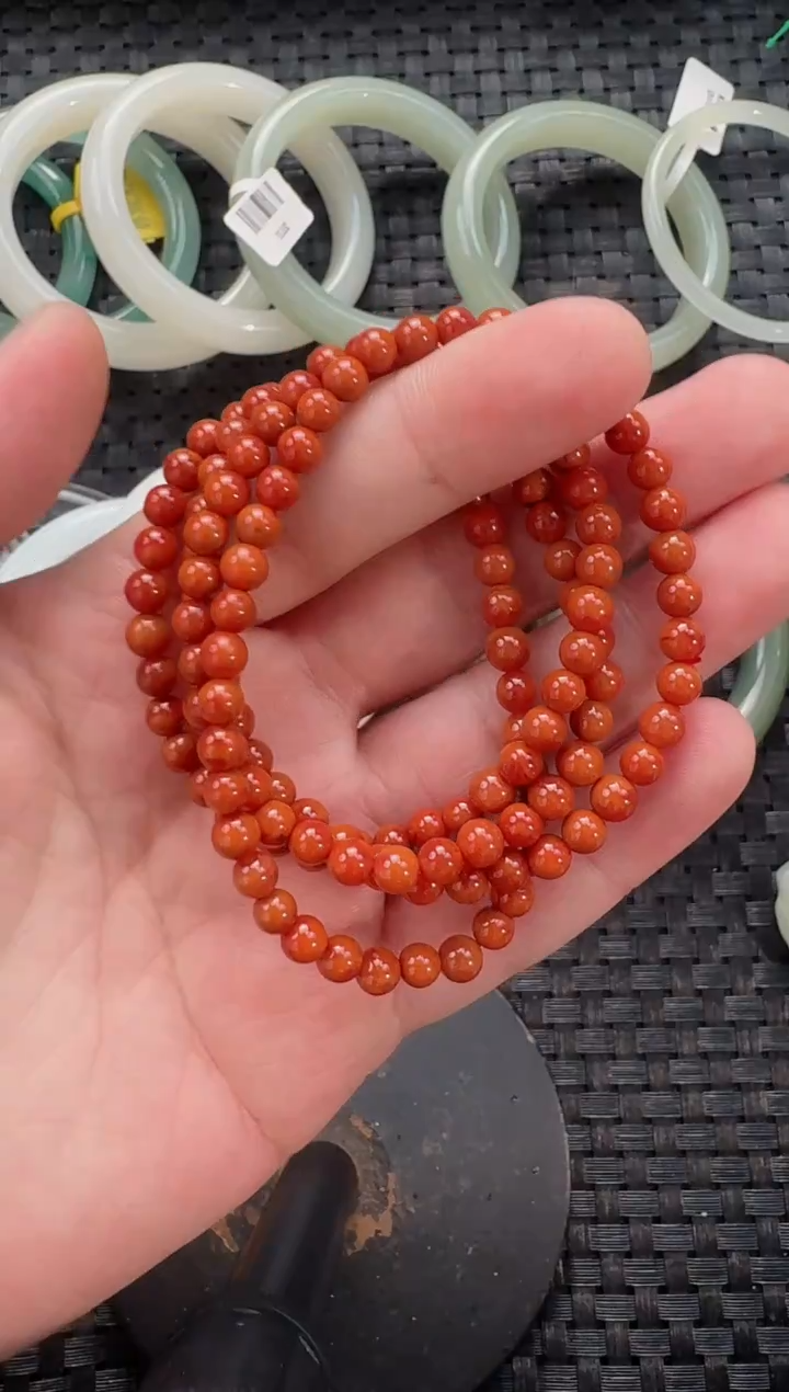 颈饰未镶嵌南红玛瑙多圈