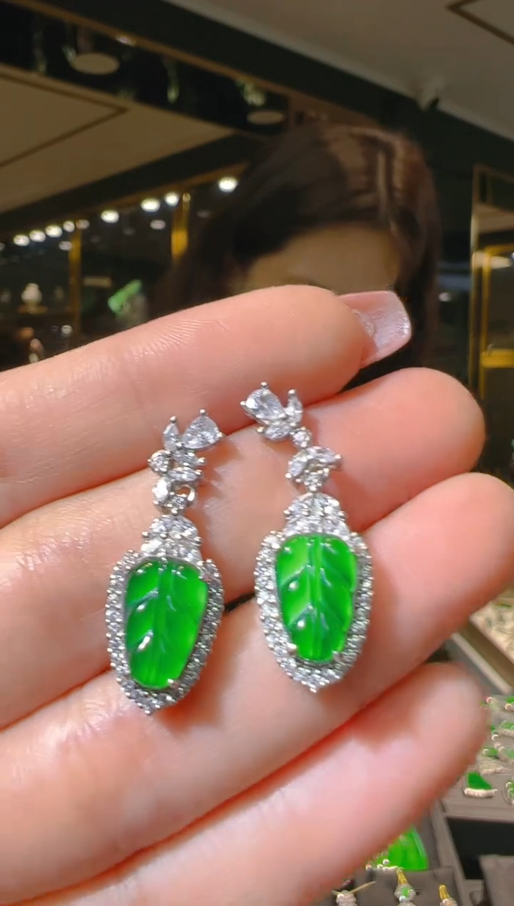【闪购商品】翡翠耳饰银S925镶嵌010（多样性发货）