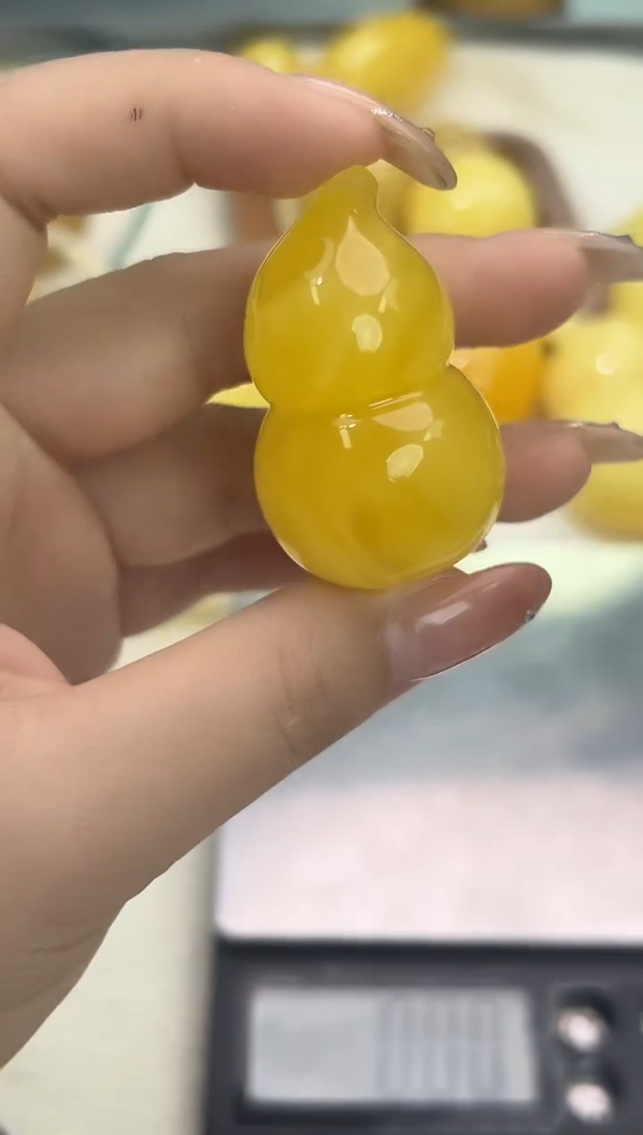 裸石琥珀未镶嵌琥珀蜜蜡吊坠
