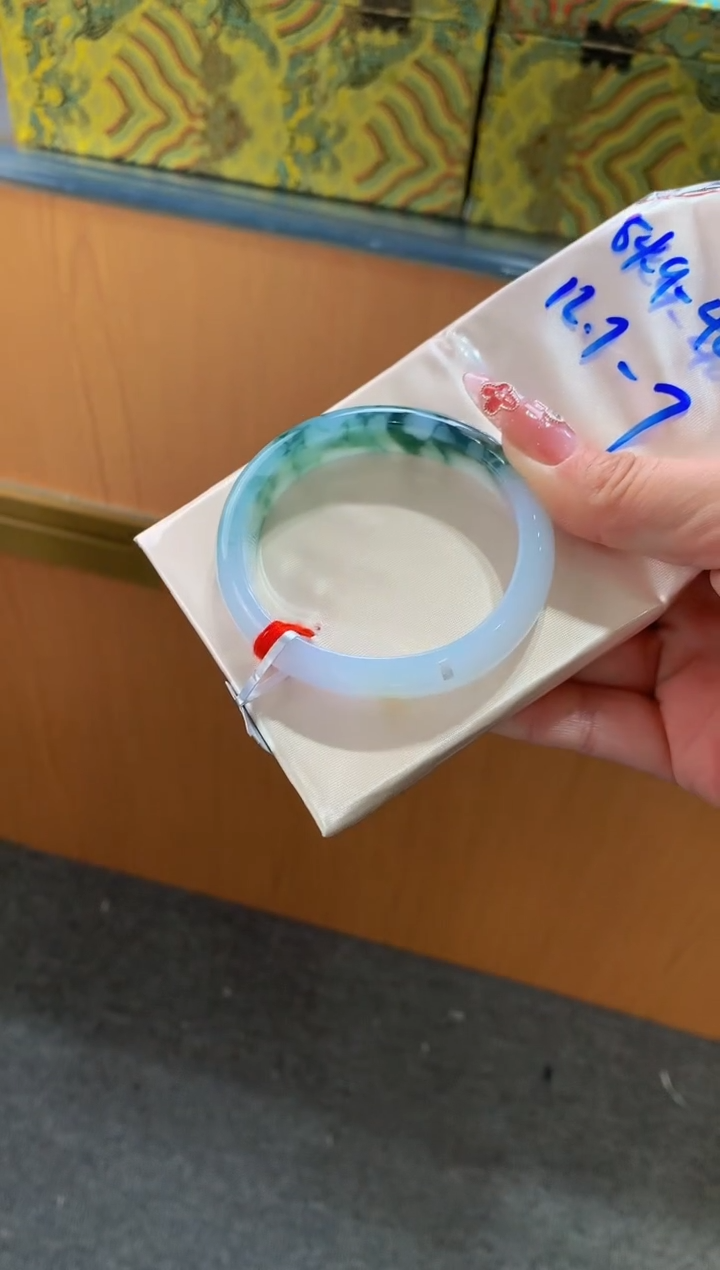 未镶嵌手镯翡翠-F19-贵妃54.9