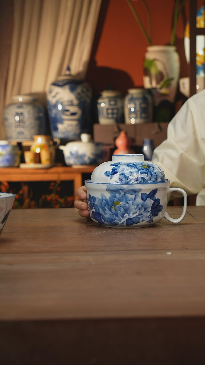 现代 景德镇设计师釉下手绘陶瓷餐具