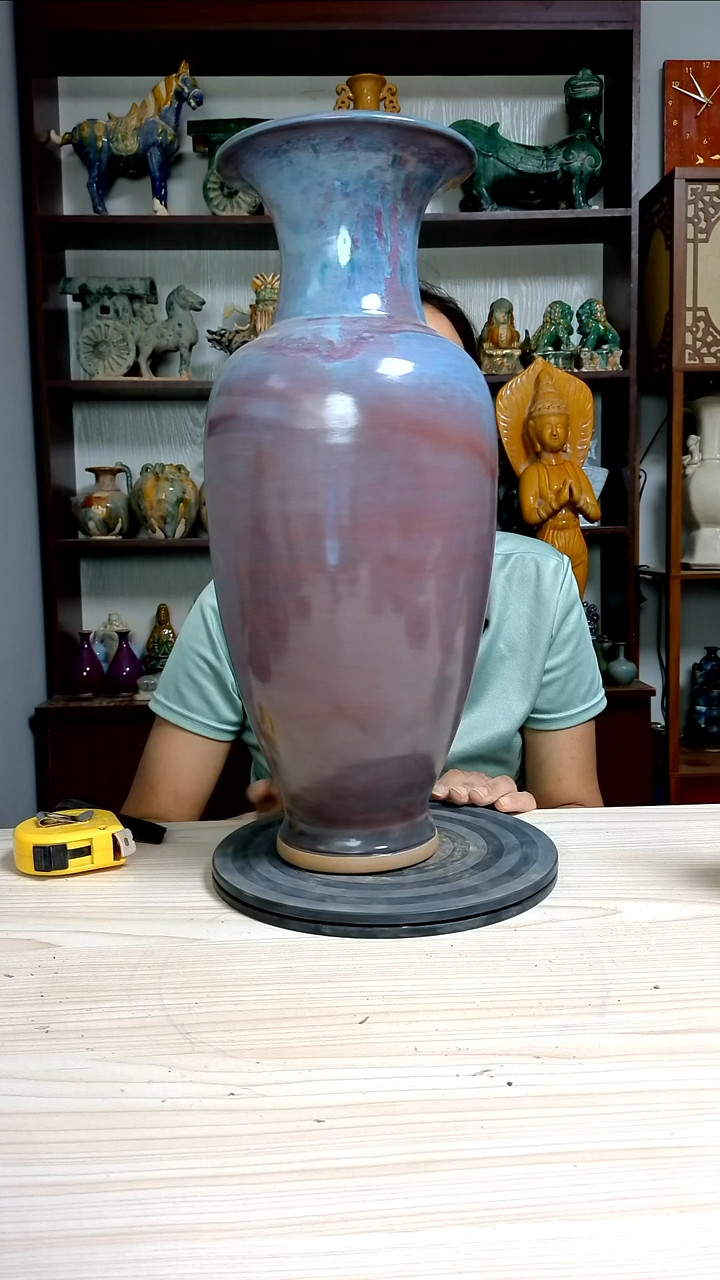 经典精美复古风格瓷器