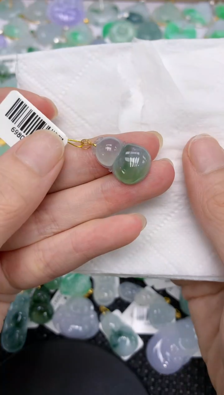 颈饰18K金镶嵌翡翠111111111