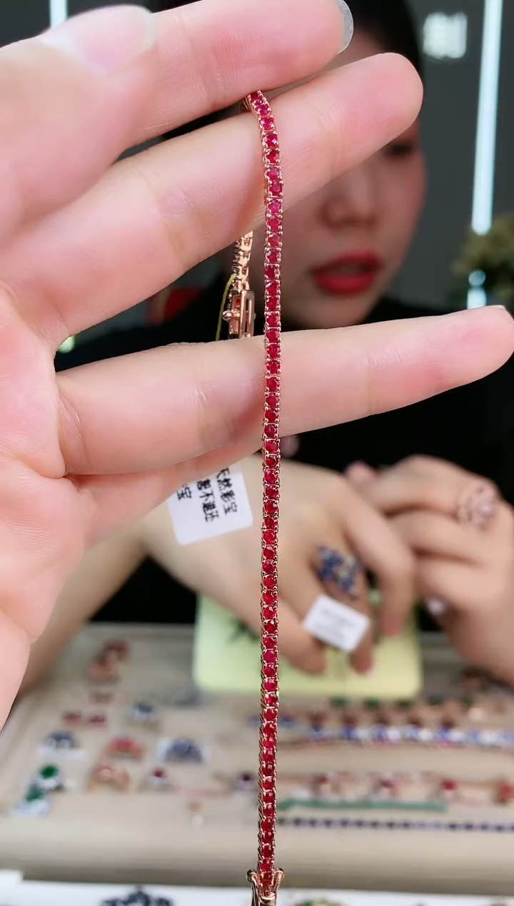 【闪购商品】红宝石手链16银S925镶嵌手链16