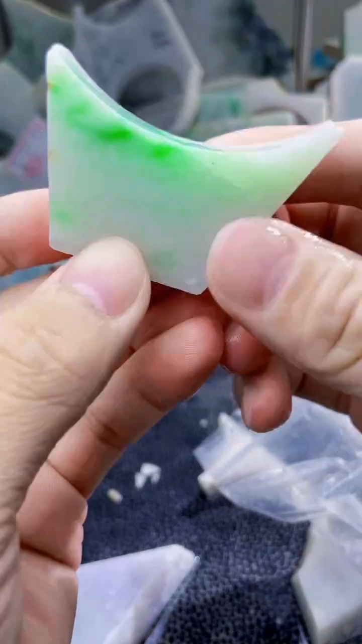 裸石翡翠天然A货翡翠板料