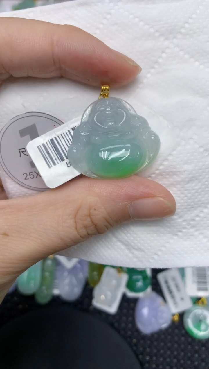 颈饰18K金镶嵌翡翠111111111