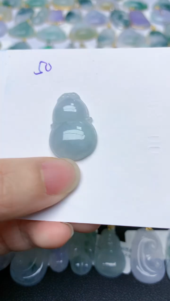 【闪购商品】翡翠颈饰未镶嵌天然翡翠A货    