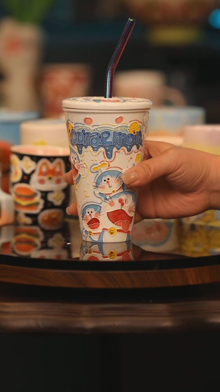 【闪购商品】摆件景德镇釉下彩绘设计师款式陶瓷