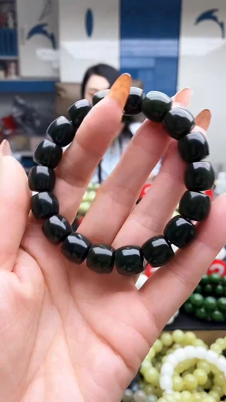 未镶嵌手串和田玉直切油青料12