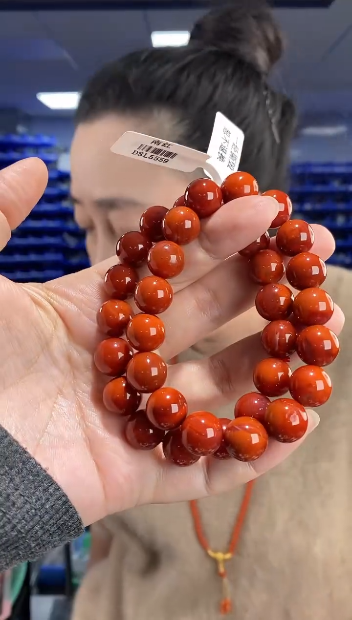 未镶嵌手链南红玛瑙多样性发货发其一