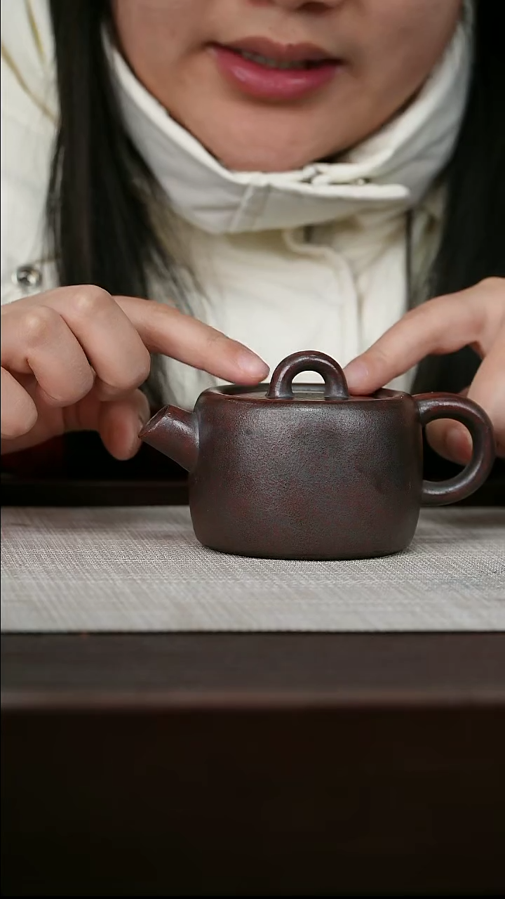 【闪购商品】宜兴原矿紫砂壶茶壶160C