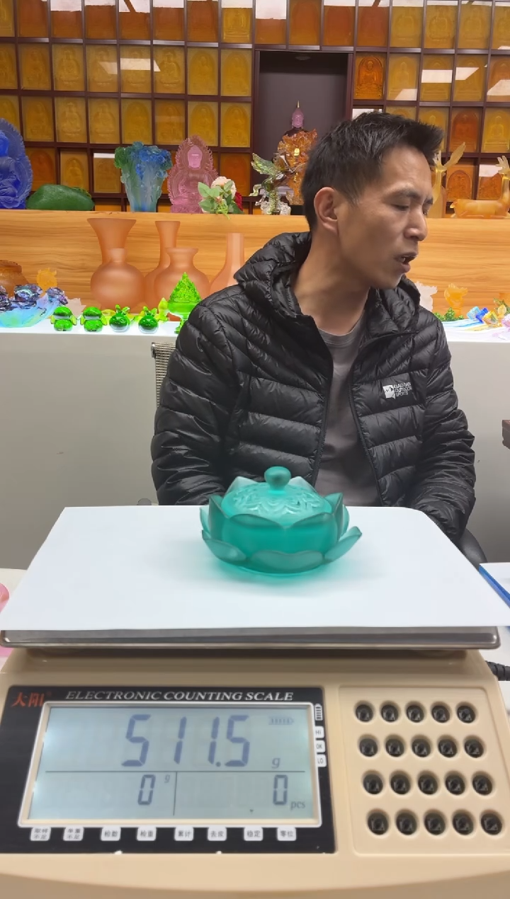 手工艺品琉璃天青色莲花香炉12*7*7公分