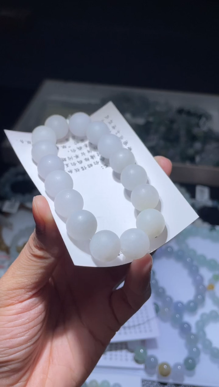 未镶嵌定制翡翠翡翠手串