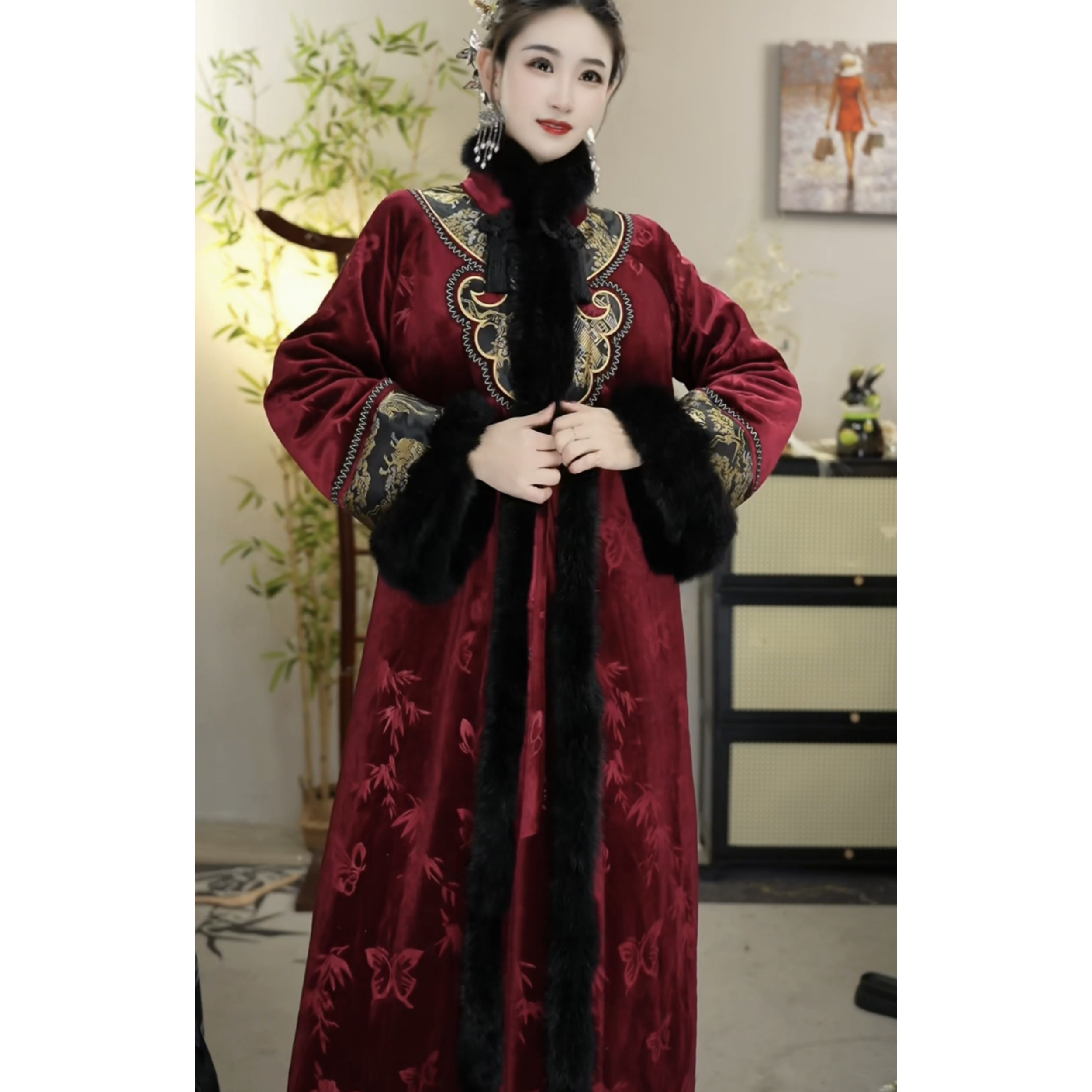 储秋2024女装秋冬季古风新款国潮风黑色毛领外套(2386)