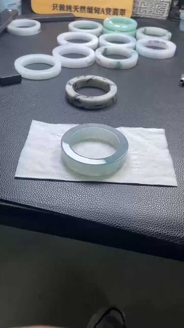 定制翡翠手镯未镶嵌鱼****️发一件