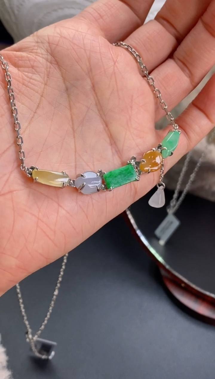 颈饰银S925镶嵌翡翠净货17869