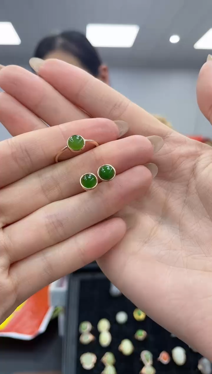 【闪购商品】和田玉戒指耳钉银S925镶嵌多样性拍一发一 一套