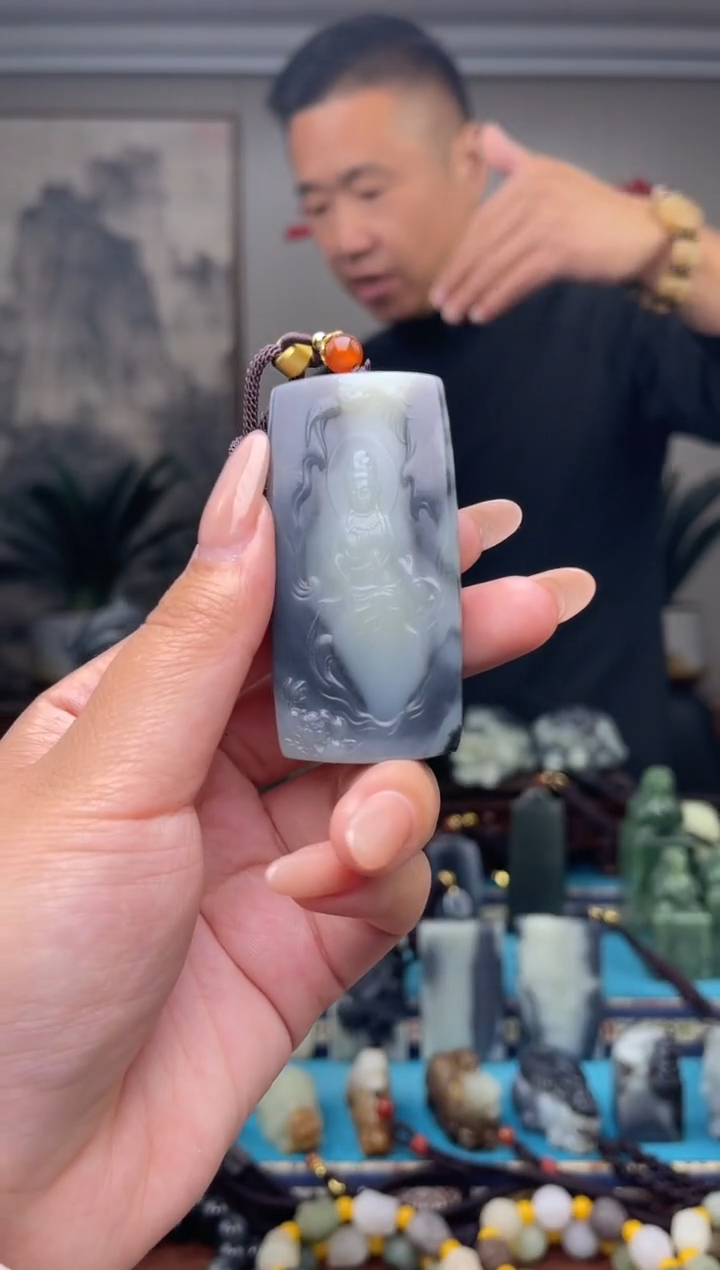 未镶嵌和田玉挂件1