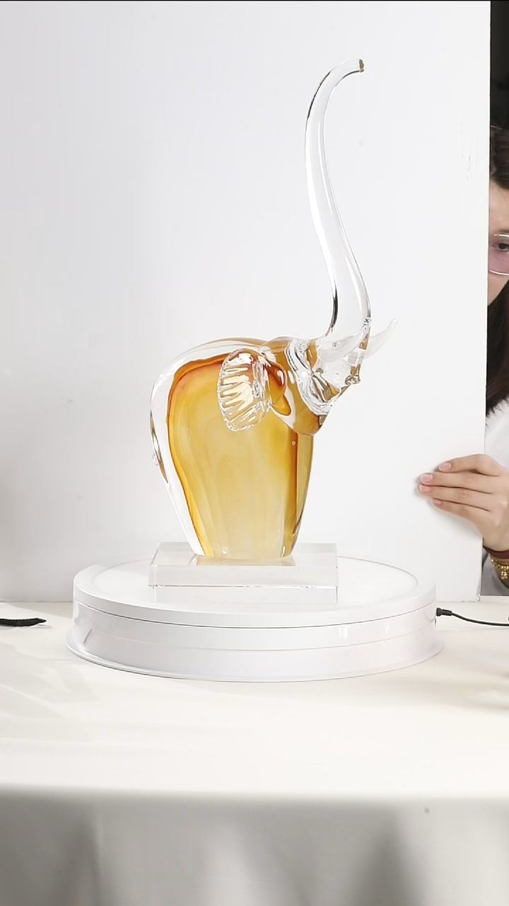 茶盏琉璃水晶大象+底座