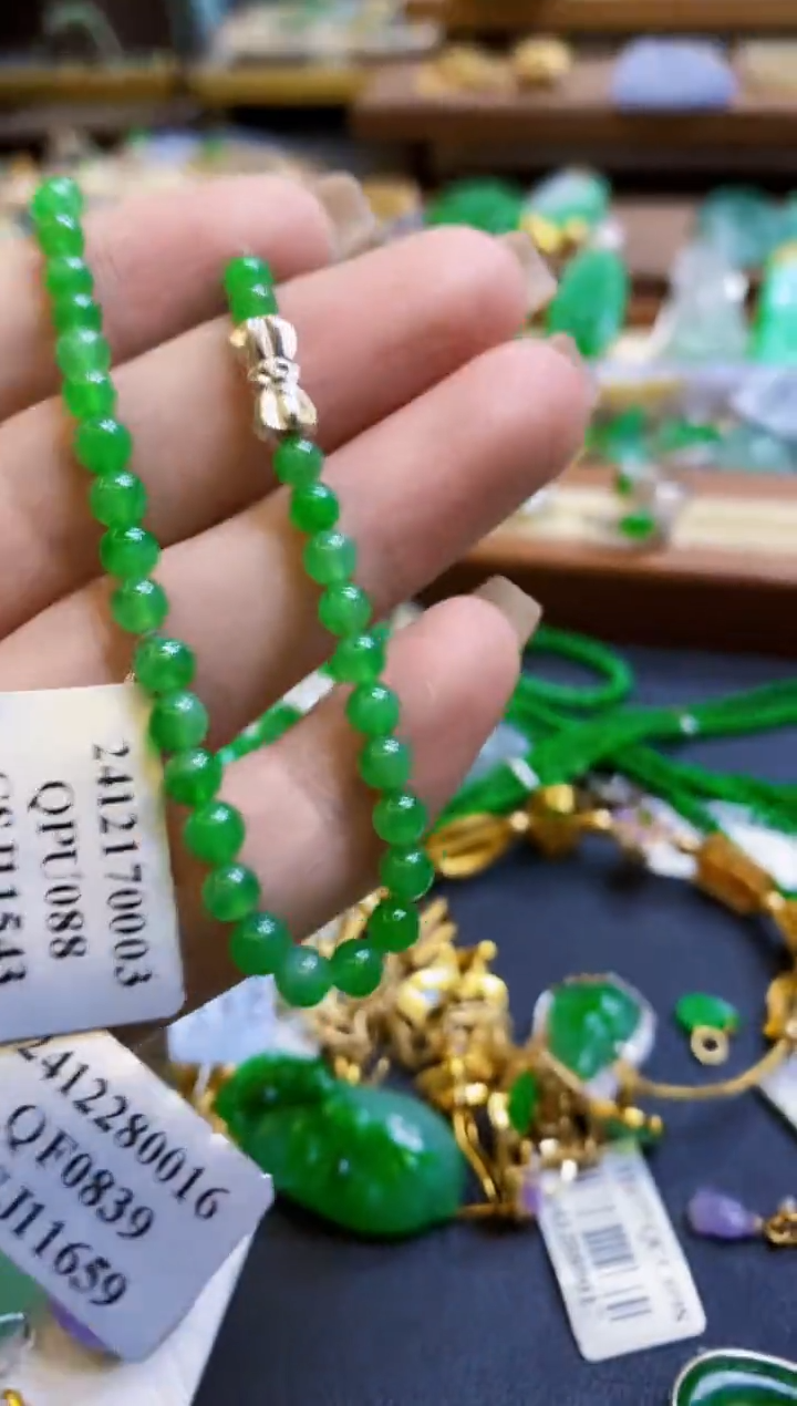 【闪购商品】定制翡翠18K金镶嵌手链