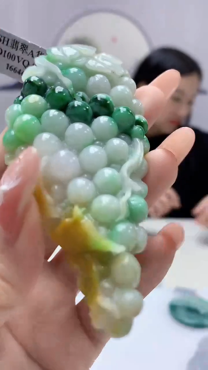 【闪购商品】定制翡翠未镶嵌4852DD-毛货挂件114