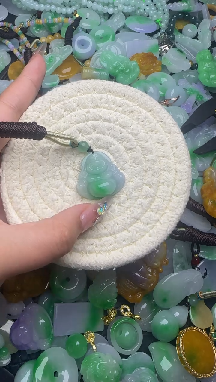 翡翠未镶嵌颈饰天然缅甸翡翠吊坠