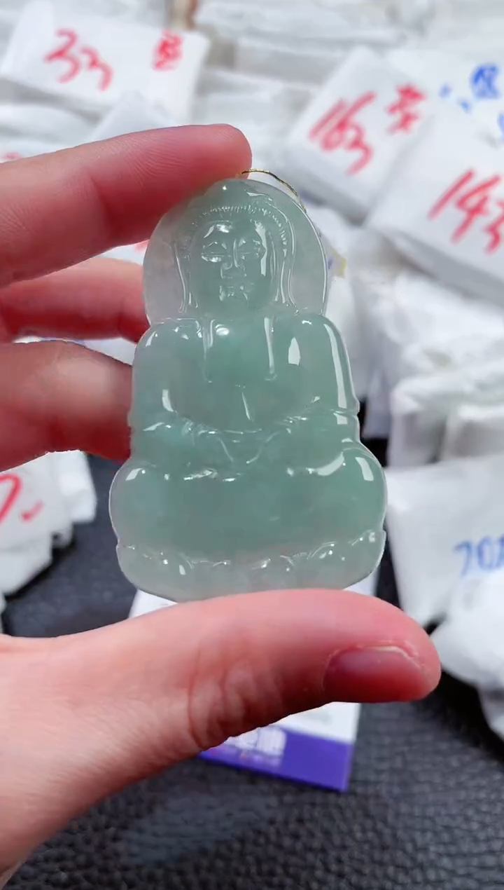 【闪购商品】翡翠颈饰未镶嵌00008601