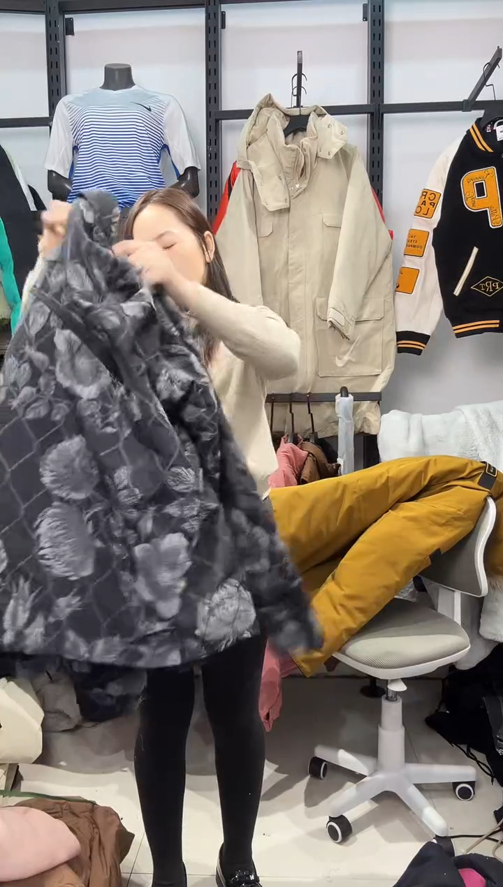 2107闪购编码 Nike/Jordan运动卫衣裤以直播间过款为准 尺码·XL