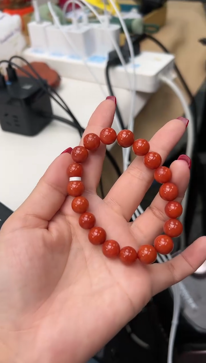 【闪购商品】南红玛瑙珠串未镶嵌多样发其一/10/92197865