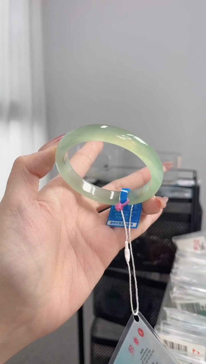 玛瑙/玉髓手镯未镶嵌58圈