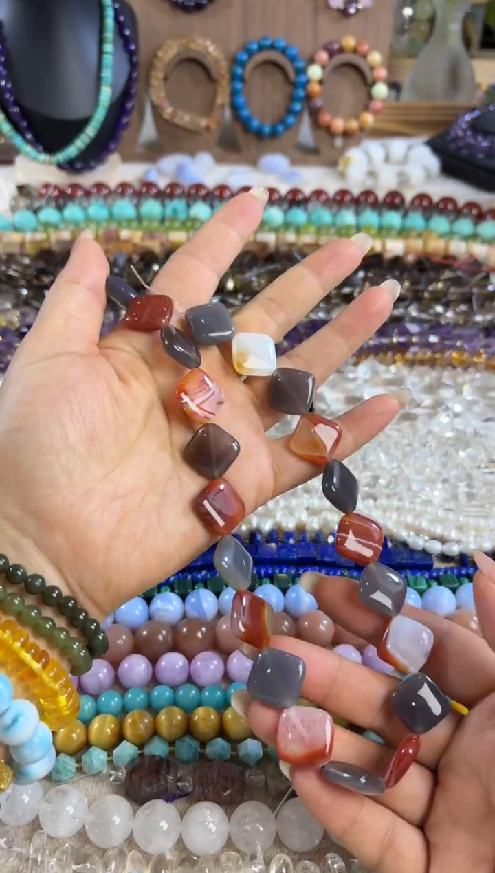 未镶嵌玛瑙/玉髓珠宝半成品多宝玛瑙斜方