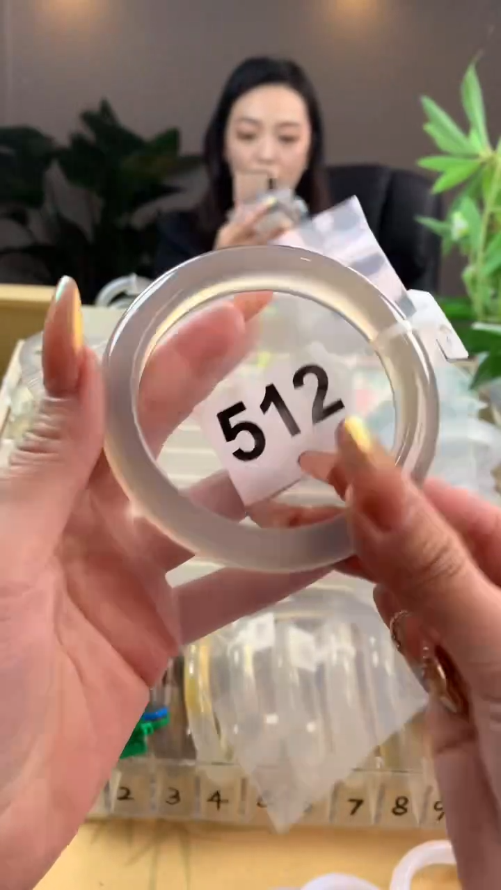 【闪购商品】玛瑙/玉髓手镯未镶嵌512