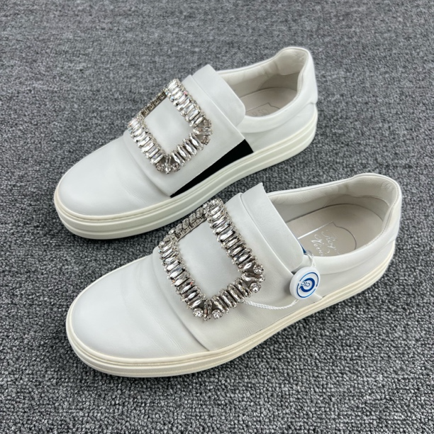 99新 Roger Vivier/罗杰·维威耶 36码 RV钻扣小白鞋 98新 /6262