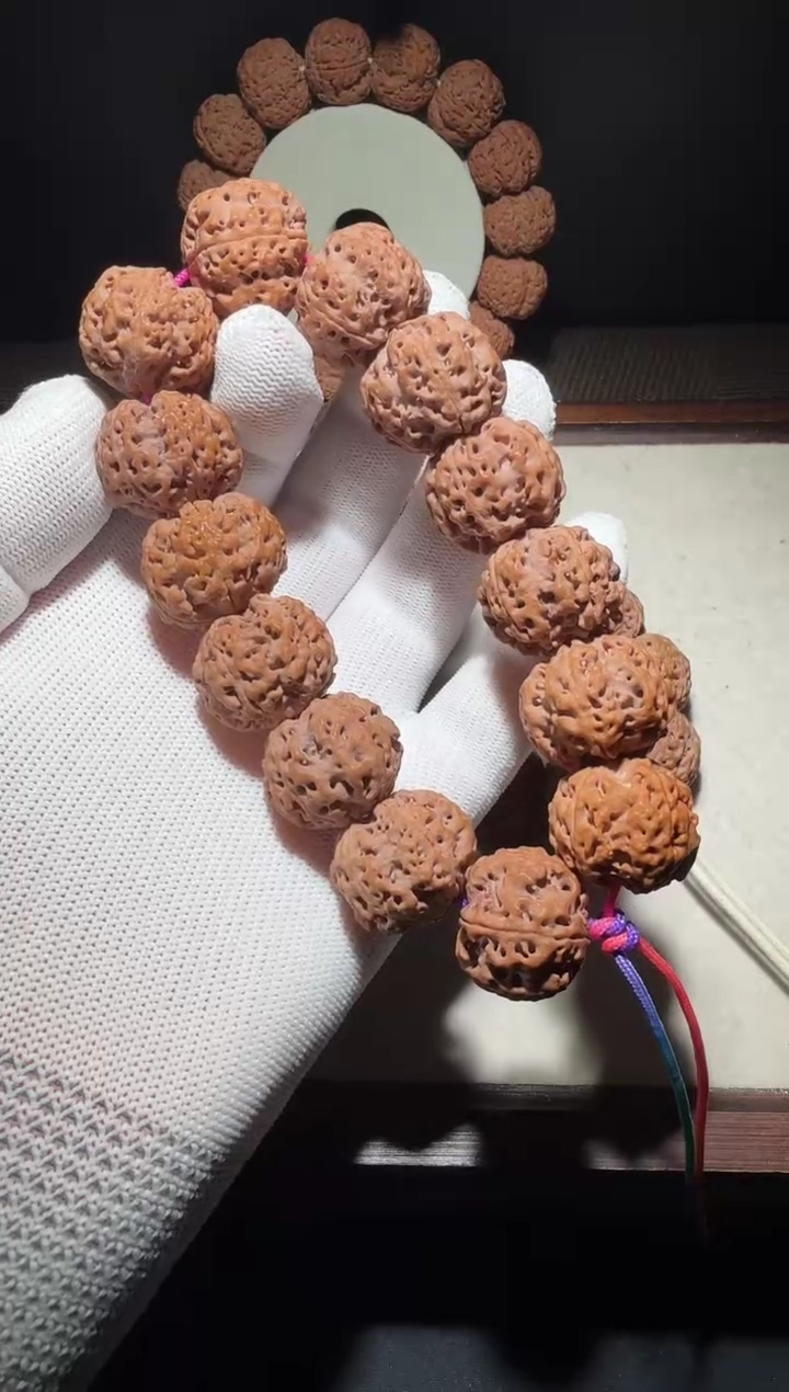 【闪购商品】金刚菩提手串福利22满肉五星蜂王