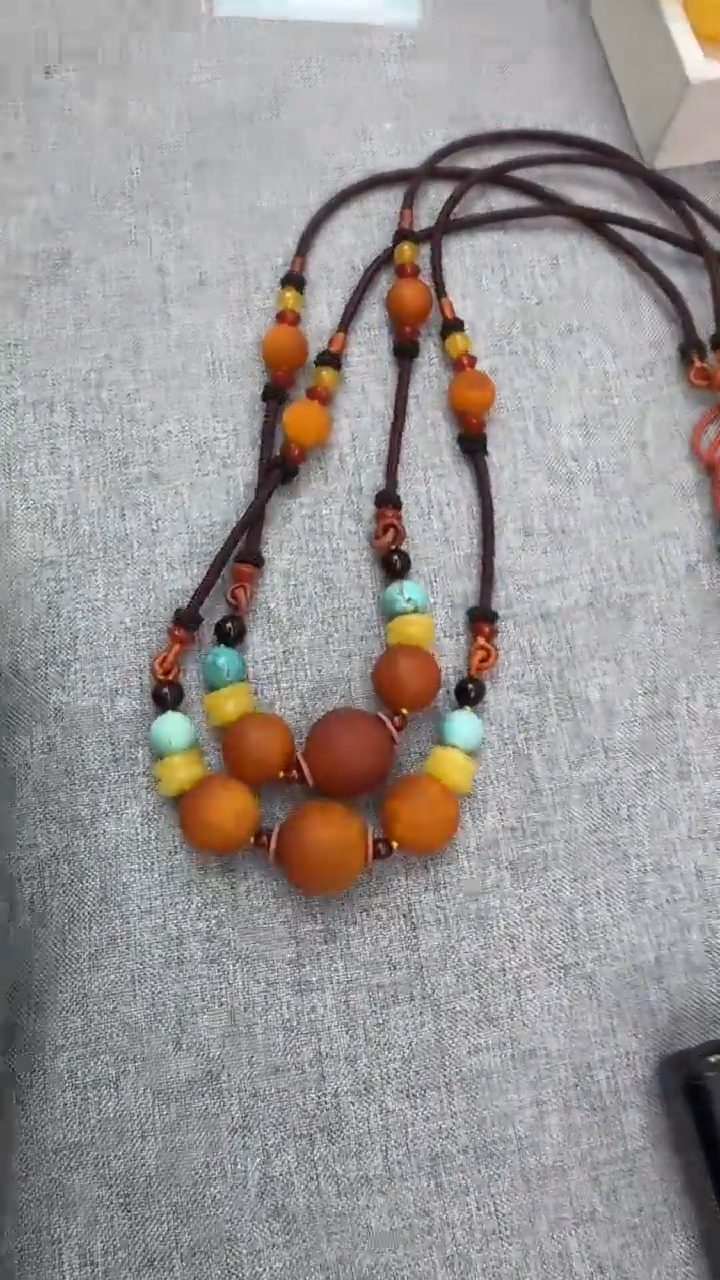 【闪购商品】琥珀颈饰未镶嵌119秒拍号多样性发其一