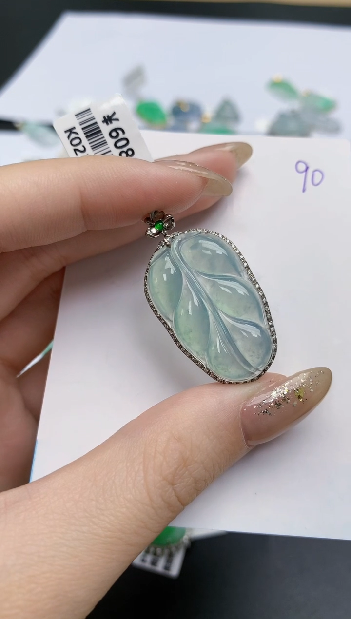 【闪购商品】翡翠颈饰18K金镶嵌 天然缅甸翡翠A货