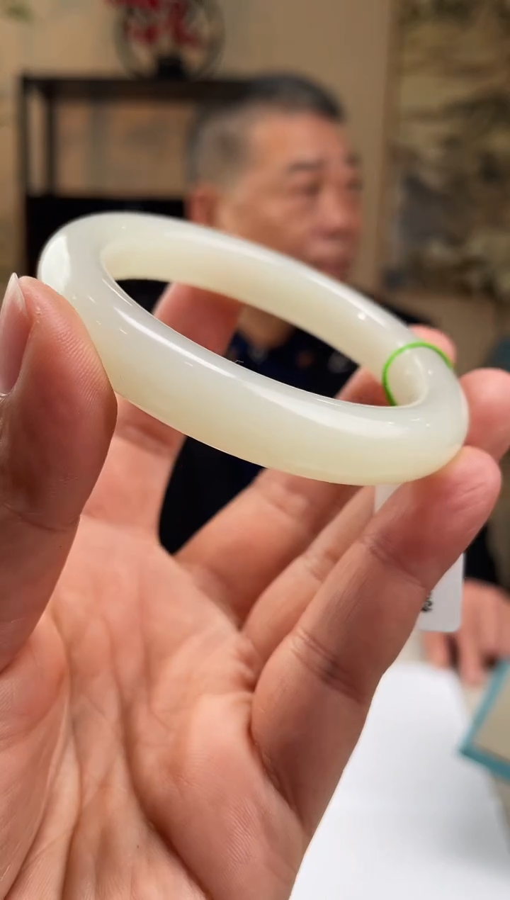 【闪购商品】定制和田玉多样性发货拍一发一28233