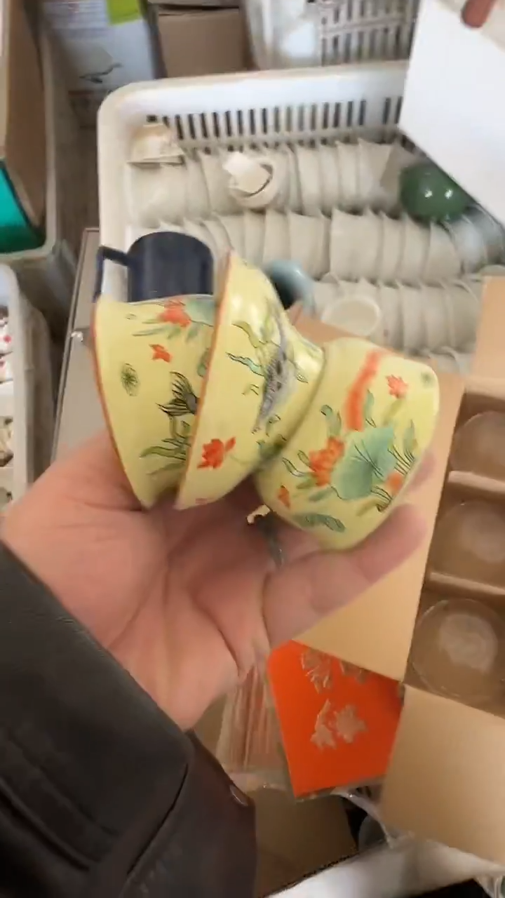 杯无运费险有瑕疵的摄影的产品有使用过的痕迹有点脏介意勿拍