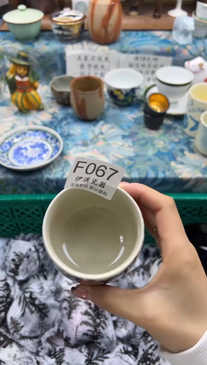 瓷片西**雪        F067