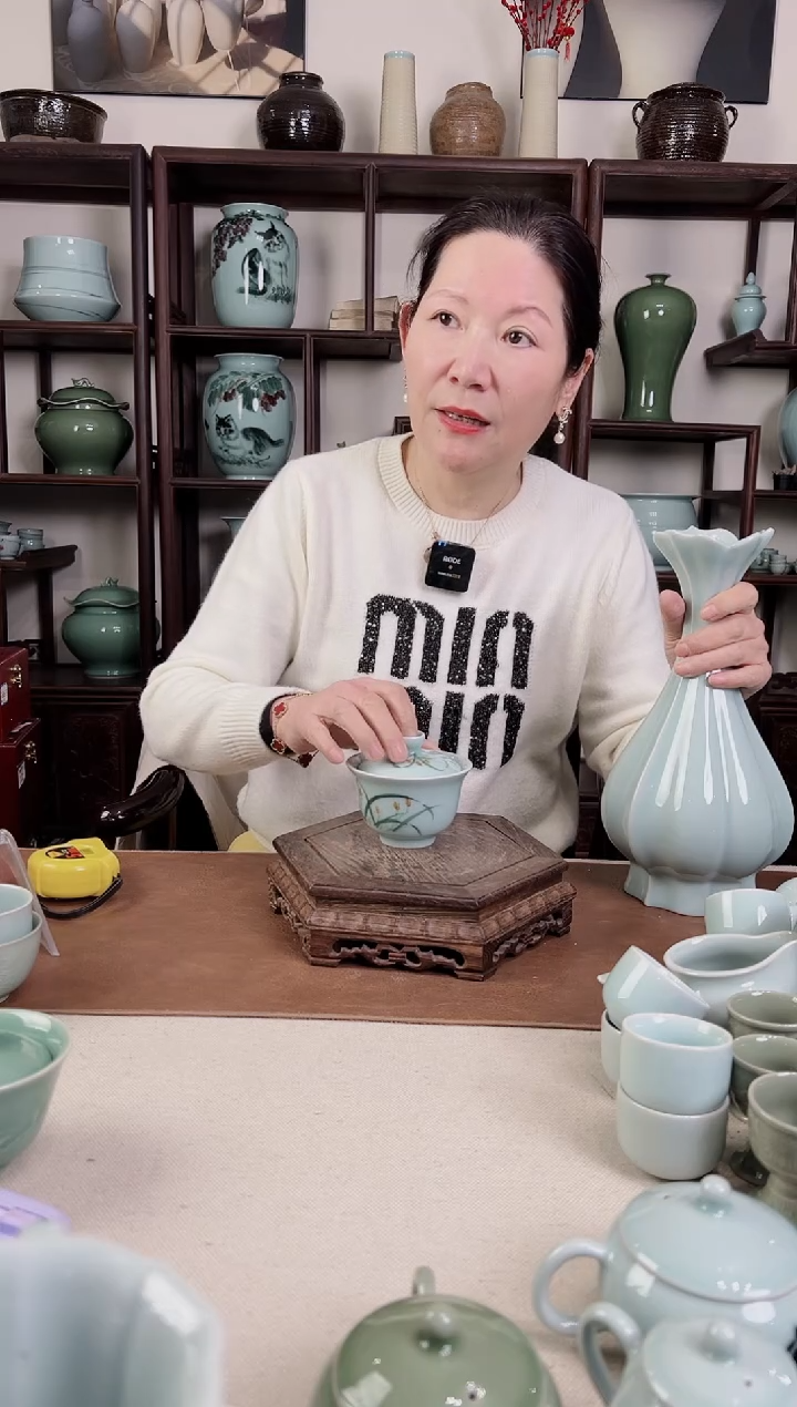 【闪购商品】杯釉中彩 兰花画 二才盖碗B