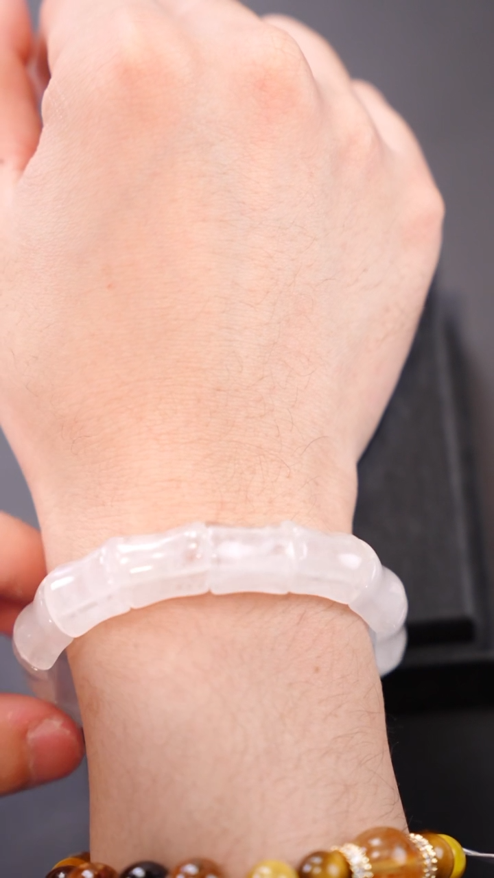 【闪购商品】水晶手牌未镶嵌Q024雪花幽灵单圈9mm