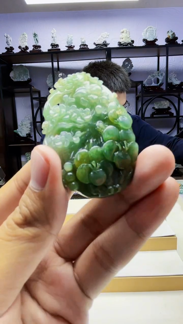 【闪购商品】定制翡翠未镶嵌毛货03050022