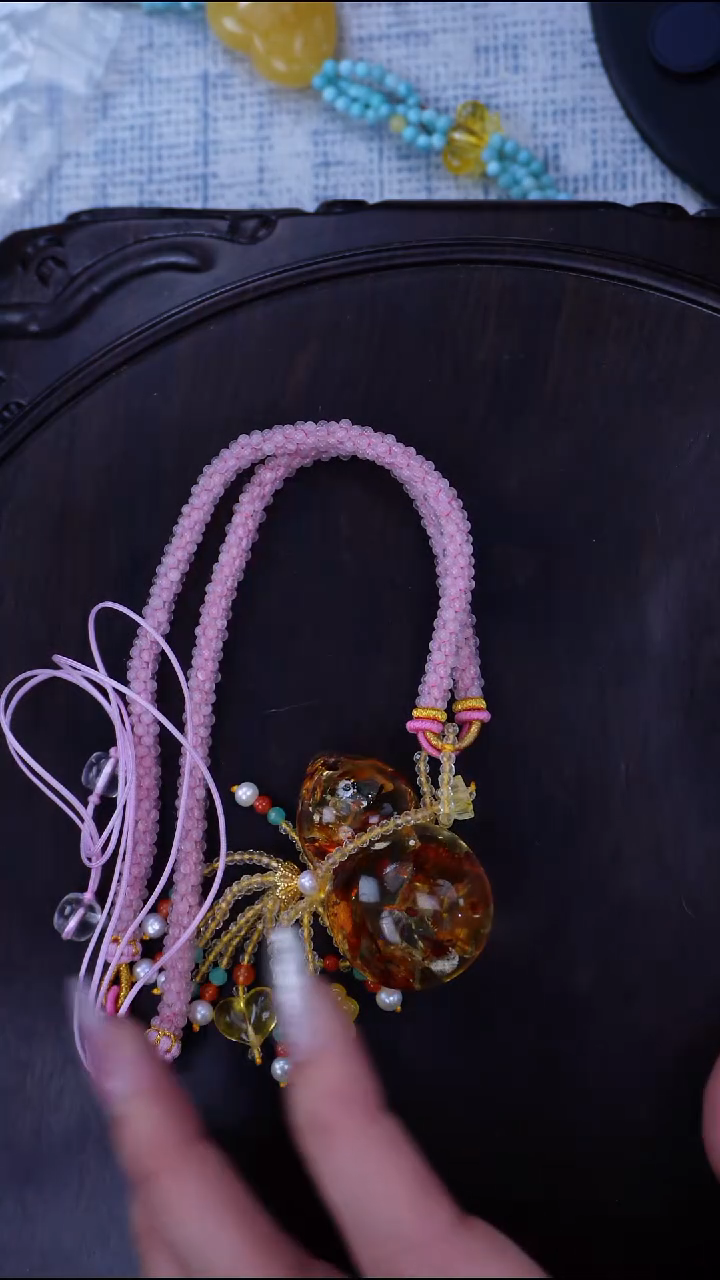 蜜蜡颈饰未镶嵌12.27日 多样性发一