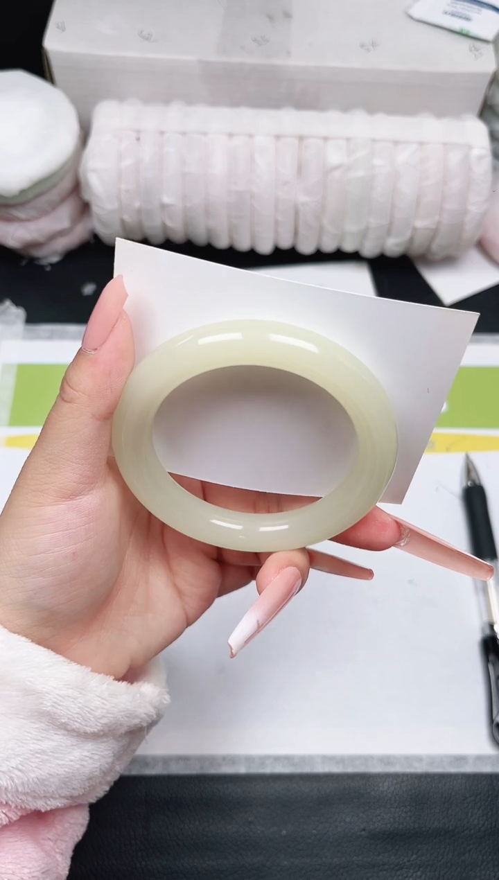 未镶嵌手镯石英质玉31-56