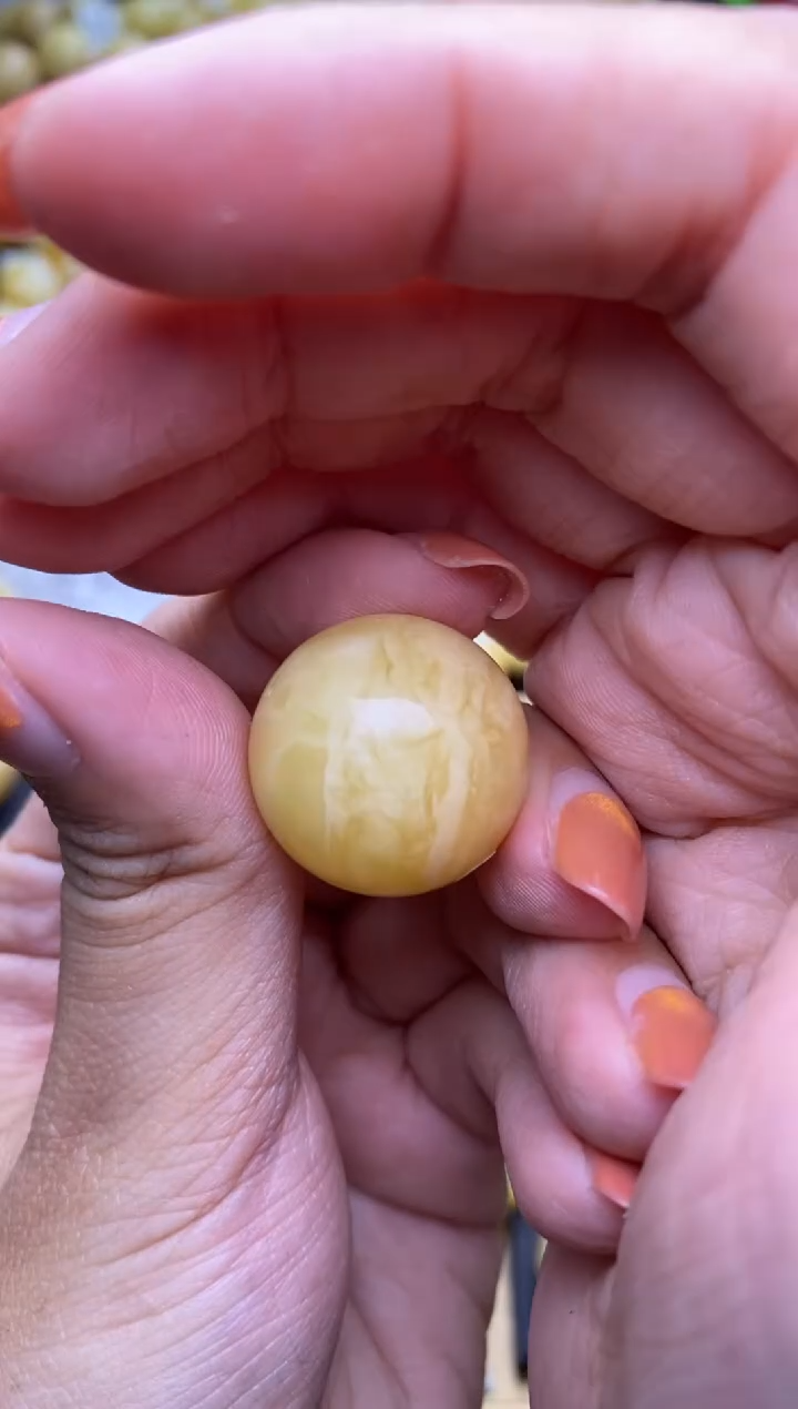 未镶嵌琥珀裸石大小姐珠宝严选83