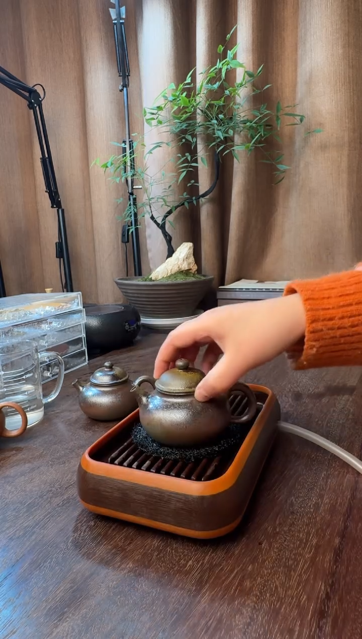茶壶紫砂柴烧容天--35号