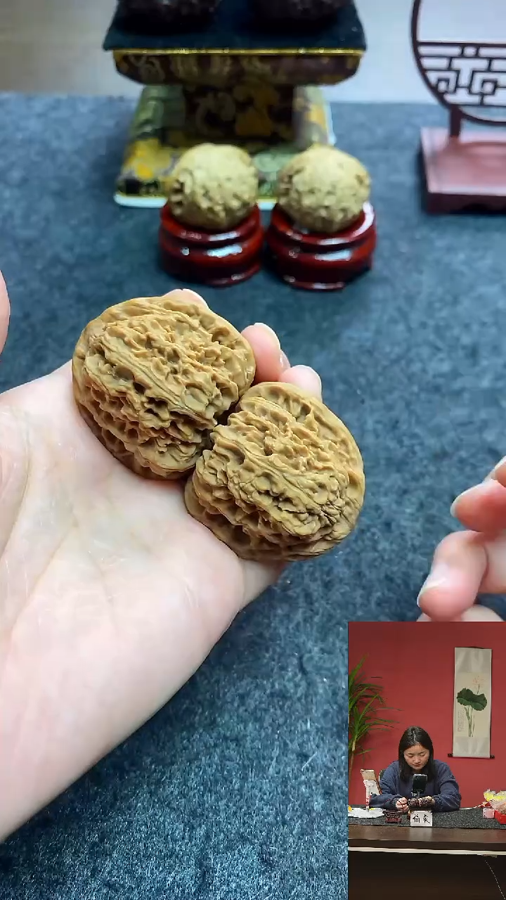 【闪购商品】文玩核桃把件40南疆石