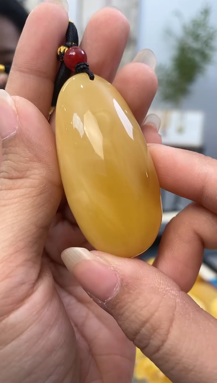 【闪购商品】蜜蜡裸石未镶嵌天然琥珀蜜蜡水滴