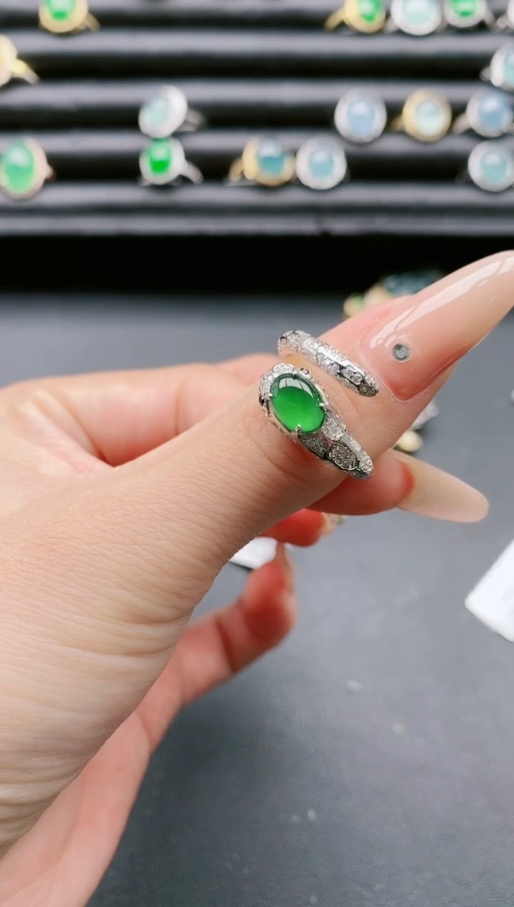 【闪购商品】翡翠戒指银S925镶嵌1111111111
