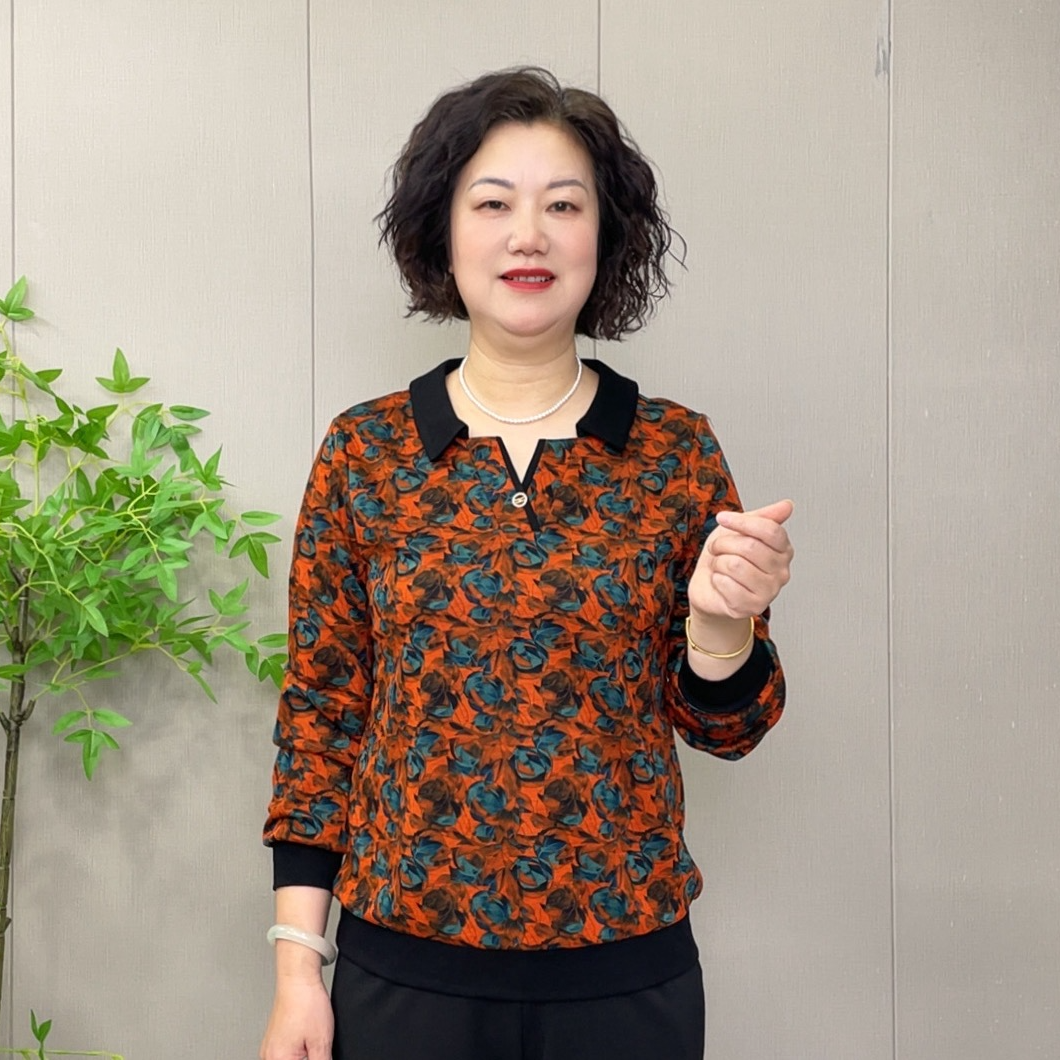 2025秋季新款中老年女装宽松洋气时尚印花气质长袖翻领显瘦妈妈装